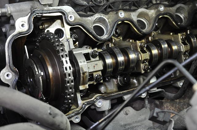 B1563 engine photo